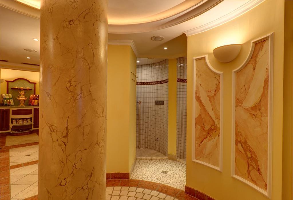 Hotel Garni Schneider 3*